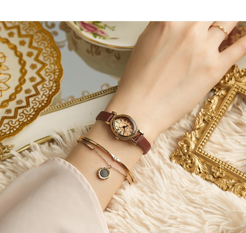 Oval Belt Quartz Movement Waterproof Compact Fashion Watch